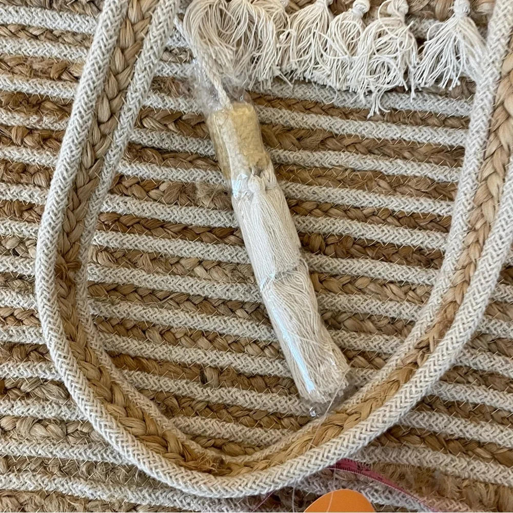 C&C California Large Striped Tassel Tote - Picture 7 of 11